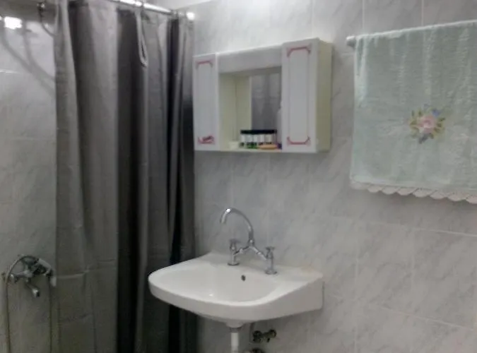 Appartement Cozy House 2 *